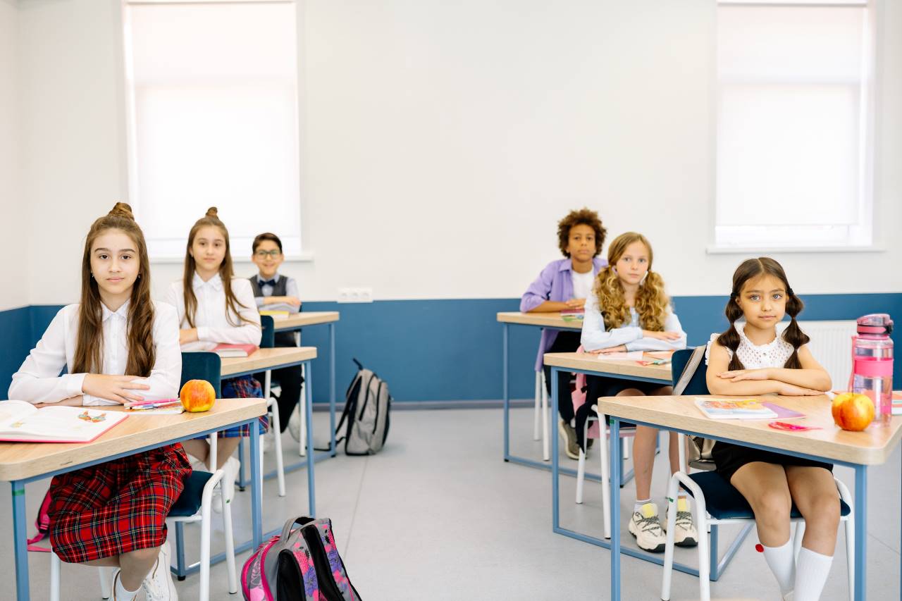 alumnos-estudiando-partículas-interrogativas-ingles