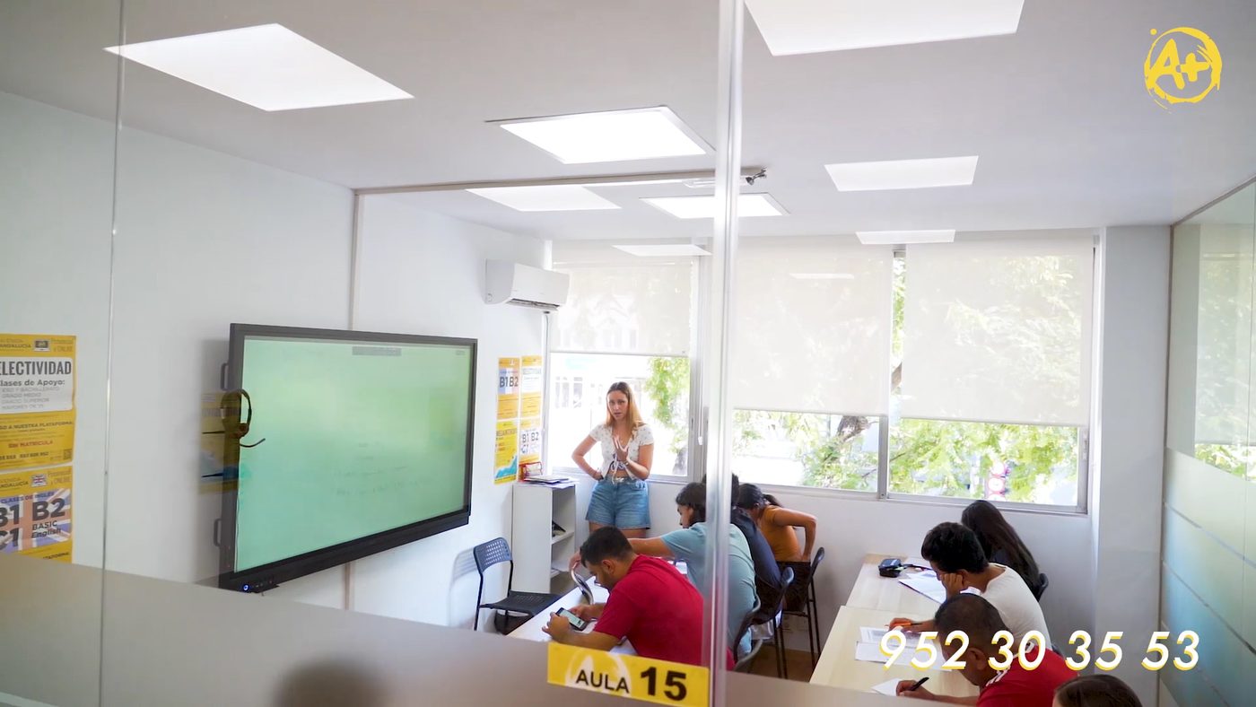 Instalaciones de Academia Avenida Andalucía en Málaga