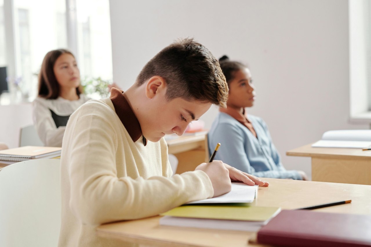 Conoce todas las diferencias entre las preposiciones IN, ON and AT