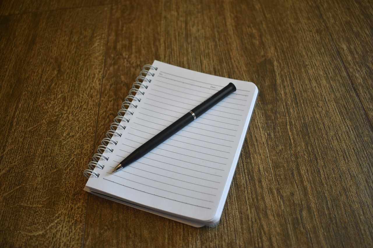 ¿Qué estructura tienen los textos narrativos?